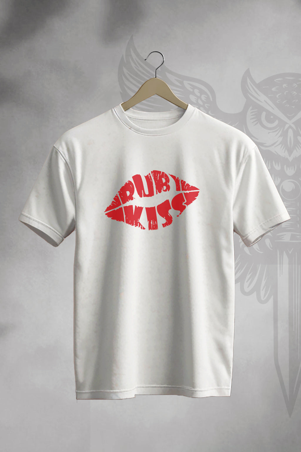 VAMP LIPS Oversized T-Shirt